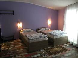 Abyrvalg Hotel