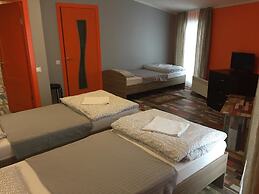 Abyrvalg Hotel