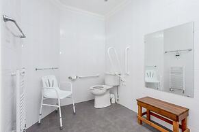Kilbirnie Hotel