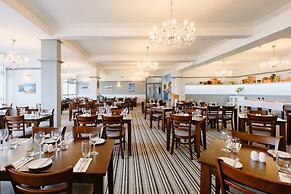 Kilbirnie Hotel