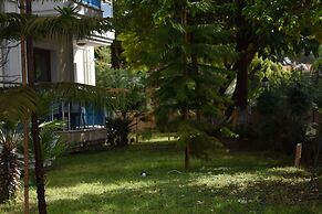 Yagmur Hotel