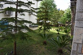 Yagmur Hotel