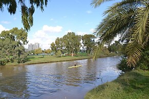 HI Tel Aviv