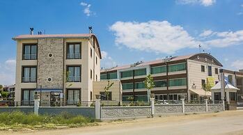 Oguzhan Residence