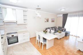 Apartments Dobrotski Dvori