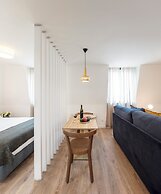 LSA Chiado Emenda by Numa