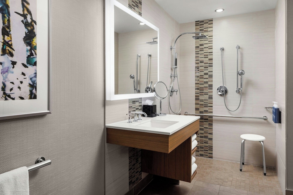 The Westin Calgary Airport