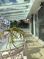 Melaike Otel