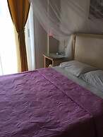 Melaike Otel