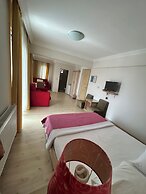 Melaike Otel