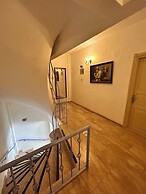 Melaike Otel