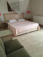 Melaike Otel