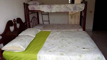 Taminaka Hostel