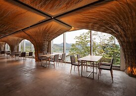 WE Hotel Toya
