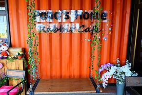 Papa's Home and Rabbit cafe