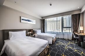 Q-Box Hotel Shanghai Sanjiagang