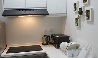 H2H London House