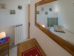 Unda de Ma Apartment with AC & Sea View Balcony