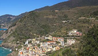 La Torretta dei Merli Studio with Unique Views