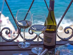 Ventegà Sea View Apartment with Balcony
