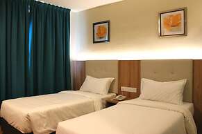 BIG M Hotel