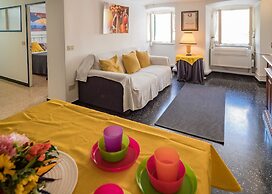 Mainetta Sea View Apartment with AC
