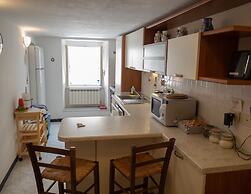 Mainetta Sea View Apartment with AC