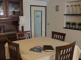 Mainetta Sea View Apartment with AC