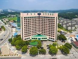 Ilsung Nam Han River Condominium Resort