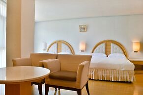 Honeymoon Hotel