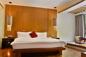 Honeymoon Hotel