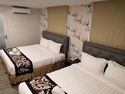 LoLex Hotel
