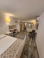 Tarcin Alacati Otel
