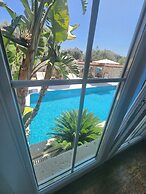 Tarcin Alacati Otel