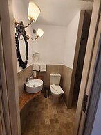 Tarcin Alacati Otel