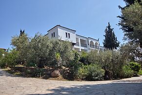 Geranion Village