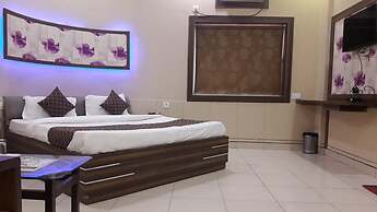Hotel Empire Gandhidham