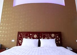 Ngoc Bach Hotel