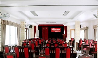 Ngoc Bach Hotel