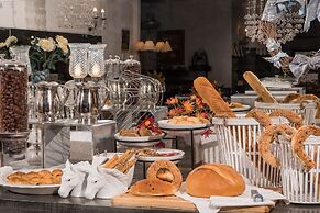 Leandros Hotel