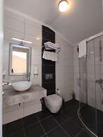 Mimoza Hotel