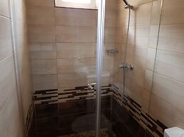 Aranyhal Apartmanház