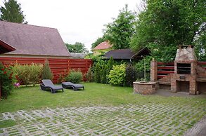 Aranyhal Apartmanház