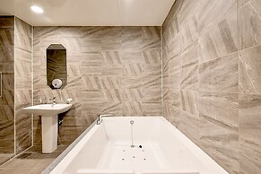 French Code Hotel