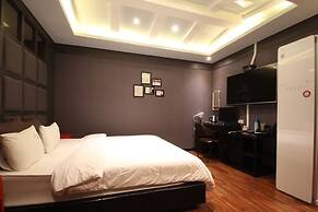 French Code Hotel