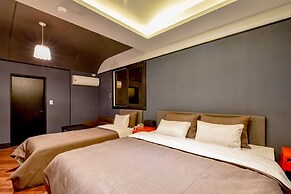 French Code Hotel