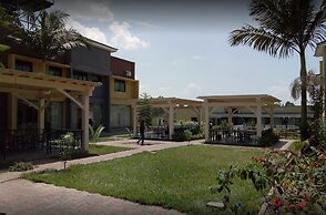 Courtyard International Hotel