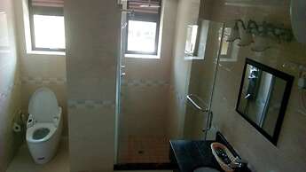Courtyard International Hotel