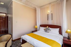 Entebbe Travelle'rs Inn