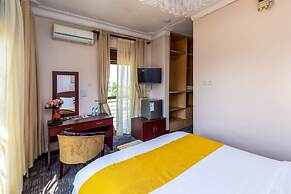Entebbe Travelle'rs Inn